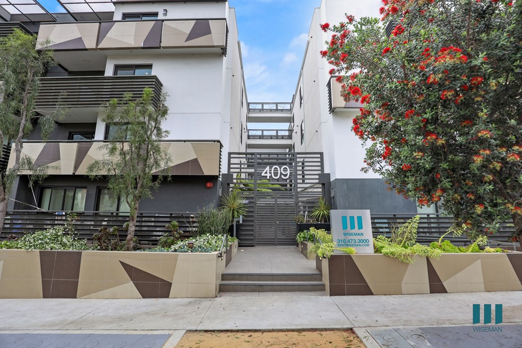 Hayworth Hyde By Wiseman Apartments, 409 Hayworth Avenue, Los Angeles
